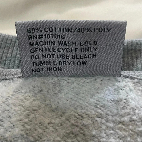 🎈RIFLESSI unisex gray tiger pull over crewneck  sweater size L animal print - Picture 5 of 9